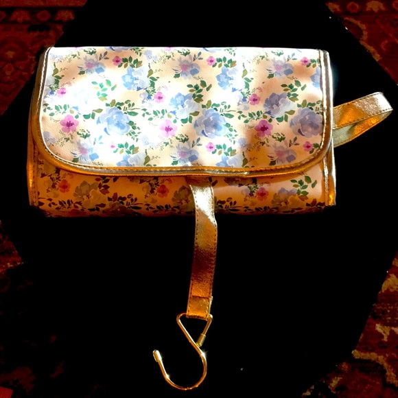 Floral & Silver Makeup Case - Picture 2 of 7